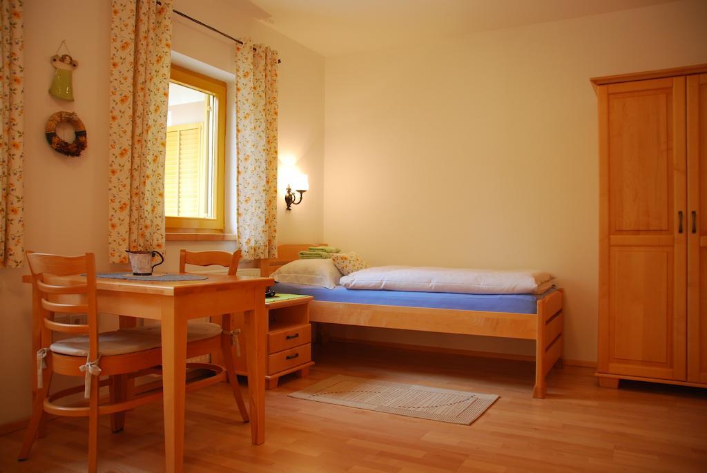 Farm Stay Rotovnik - Plesnik Slovenj Gradec Extérieur photo
